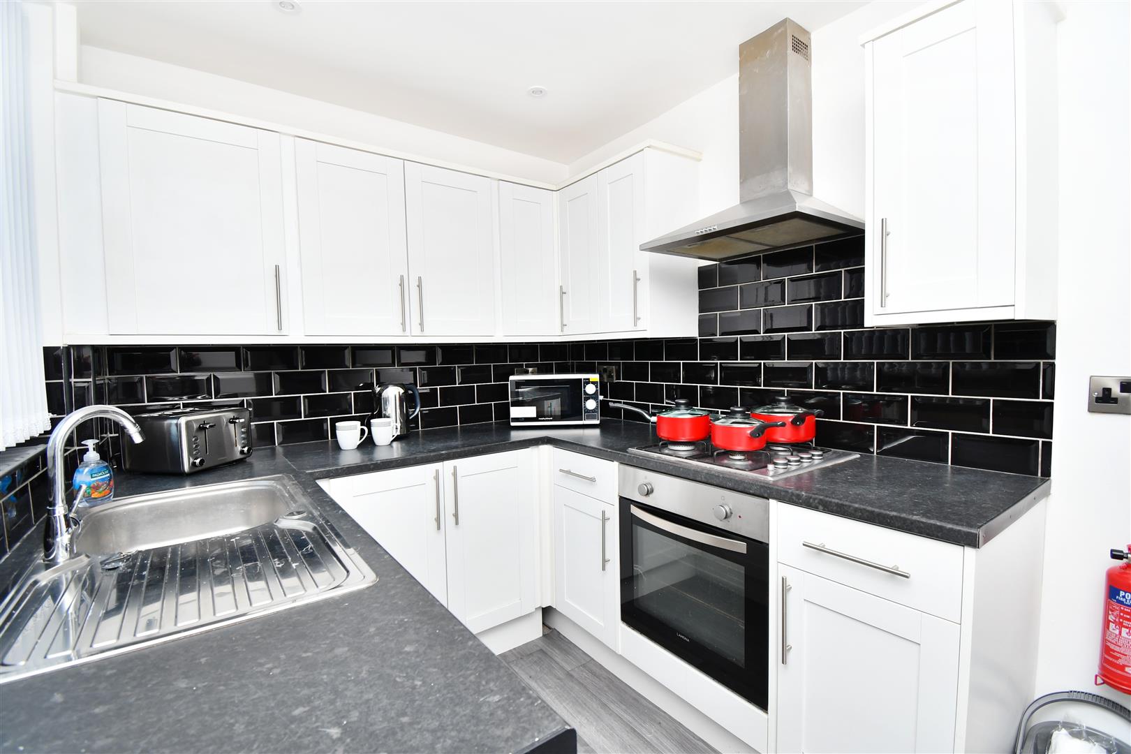 1 bed house share to rent in Gawthorpe Street, Burnley  - Property Image 8