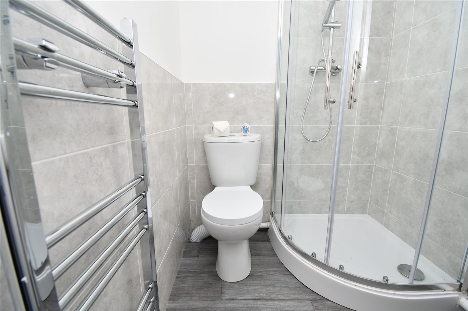 1 bed house share to rent in Bar Street, Burnley 2