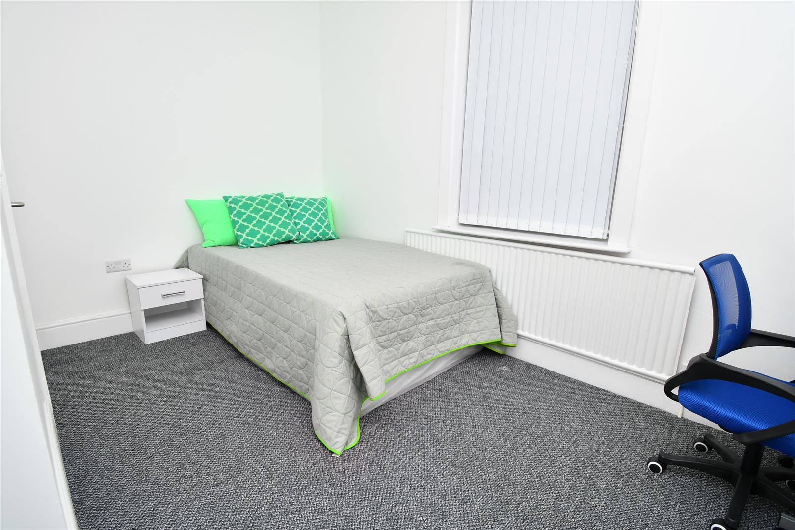1 bed house share to rent in Bar Street, Burnley 10