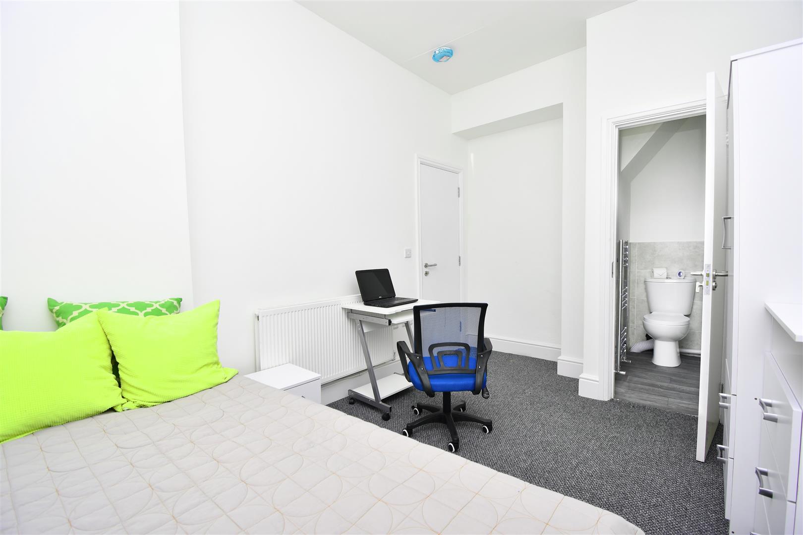 1 bed house share to rent in Bar Street, Burnley  - Property Image 8