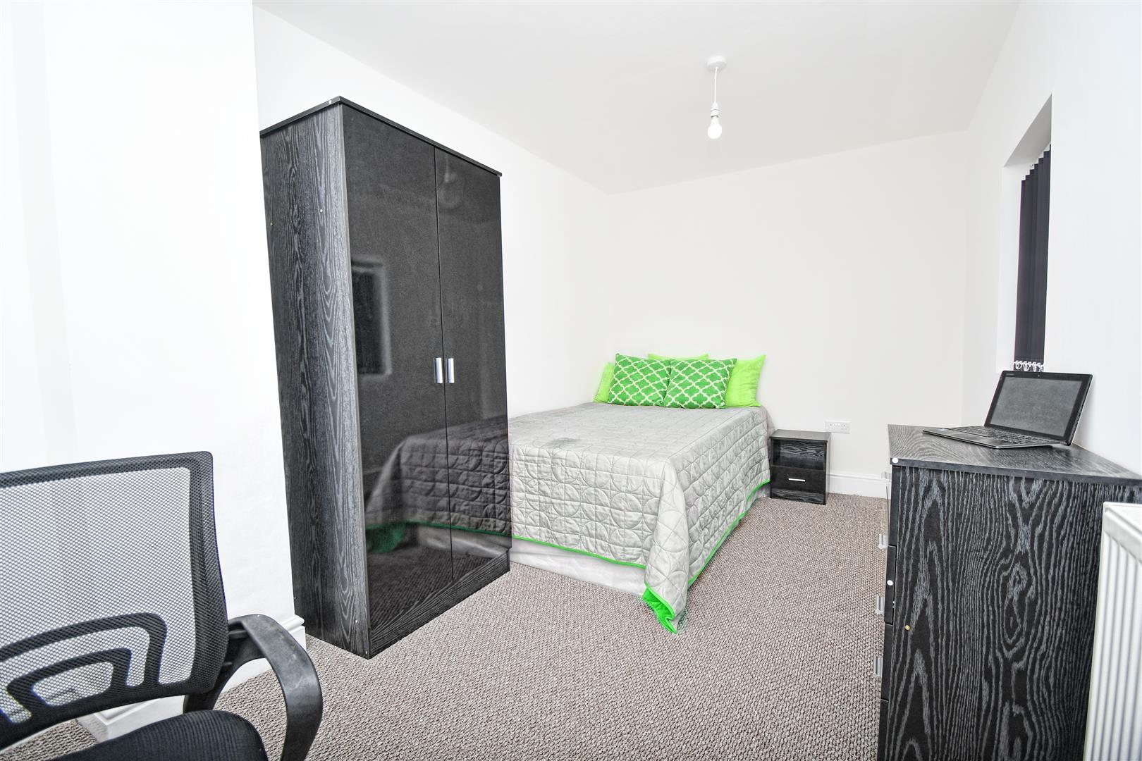 1 bed house share to rent in Deepdale Road, Preston  - Property Image 1