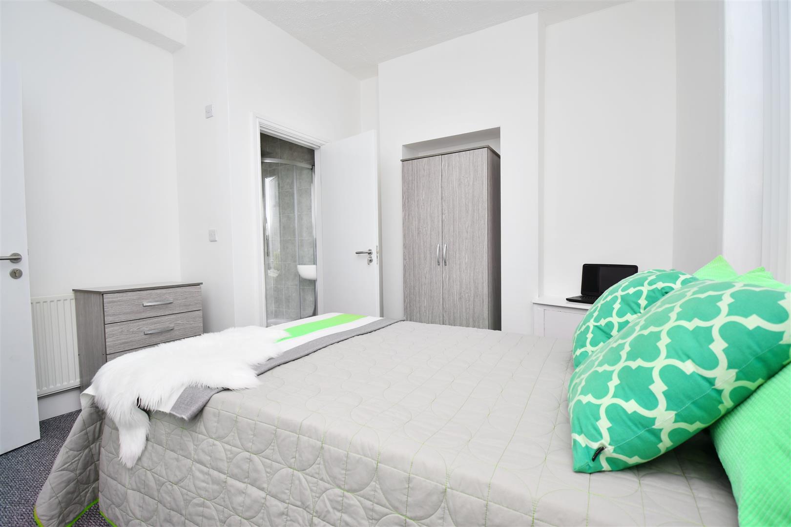 1 bed house share to rent in Ribblesdale Street, Burnley 13