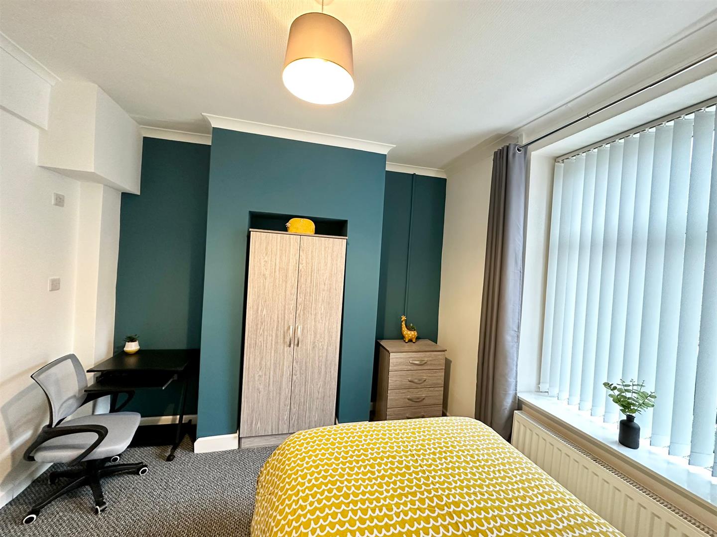 1 bed house share to rent in St. Annes Street, Burnley 1