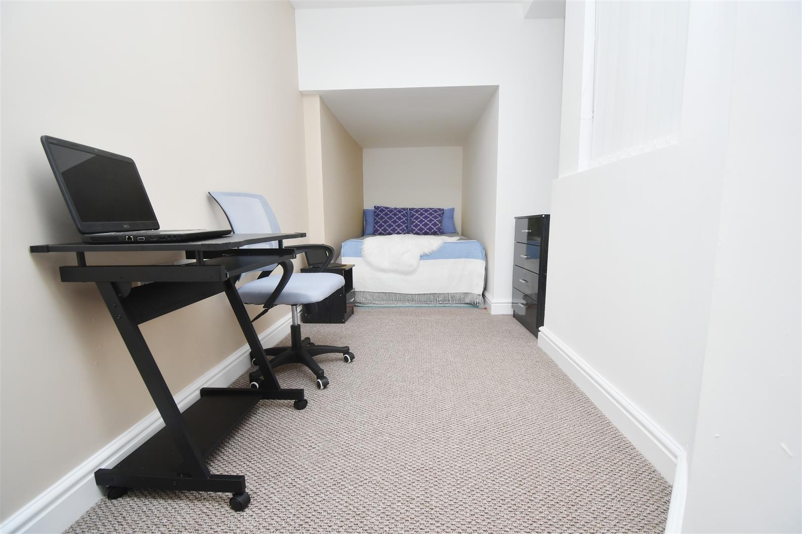 1 bed house share to rent in Lebanon Street, Burnley 6