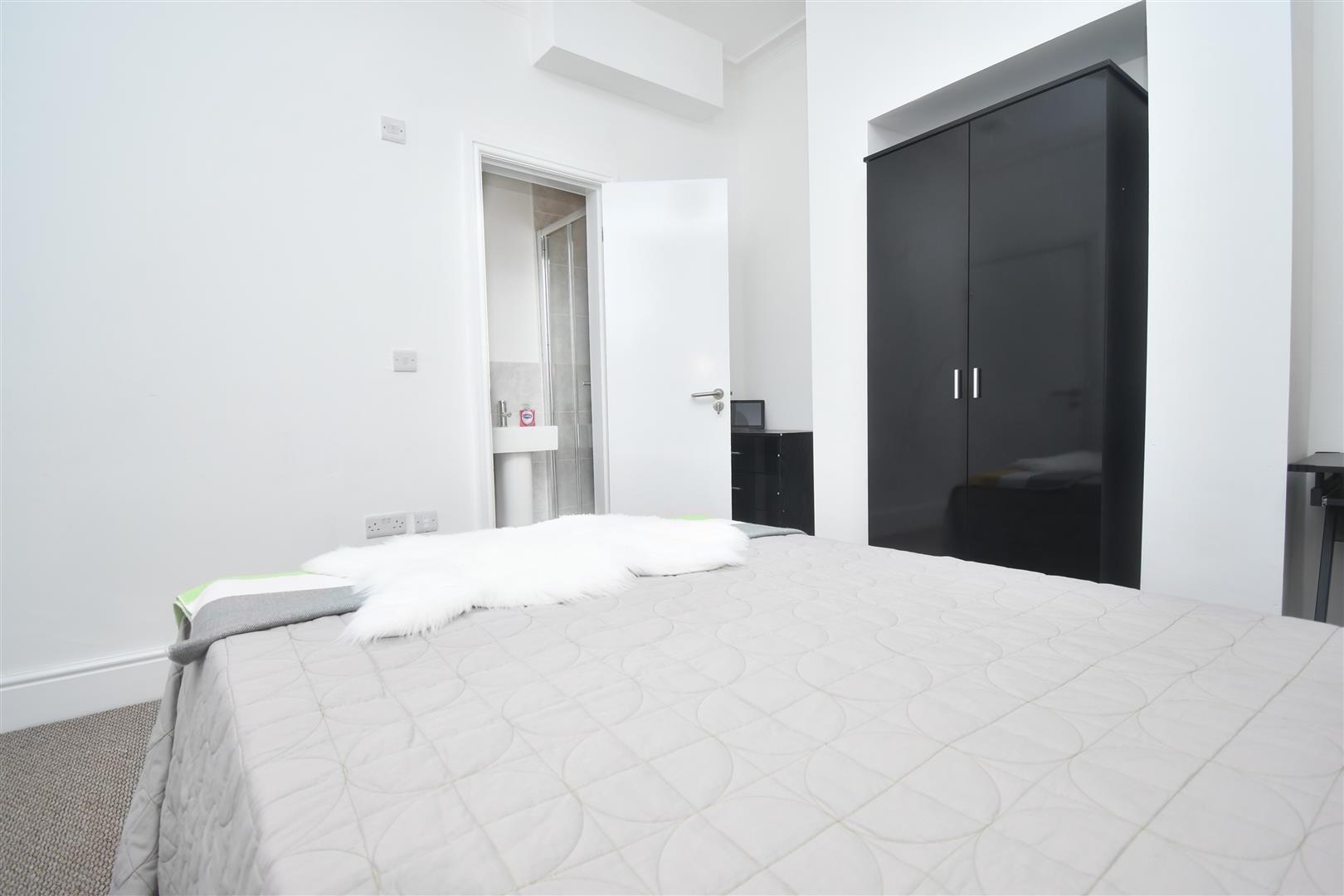 1 bed house share to rent in Lebanon Street, Burnley 10