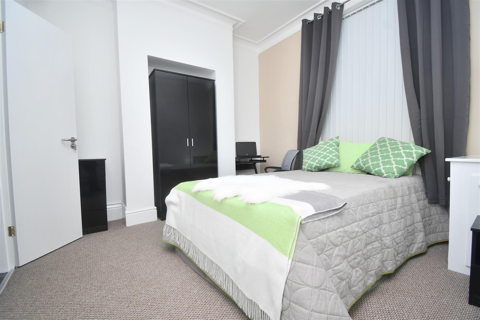 1 bed house share to rent in Lebanon Street, Burnley 7