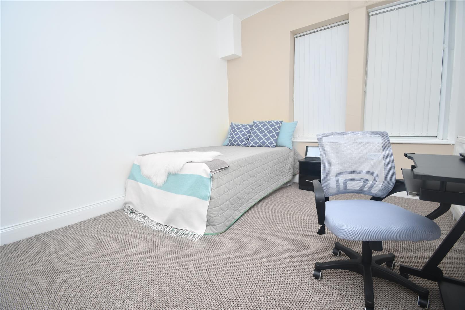 1 bed house share to rent in Lebanon Street, Burnley 18