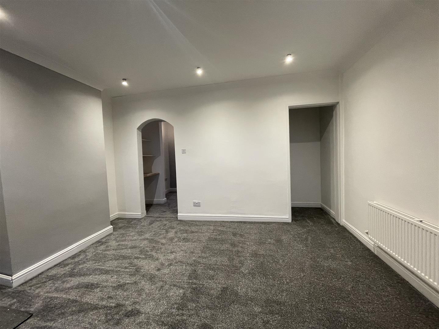 2 bed terraced house to rent in Henry Street, Blackburn  - Property Image 3
