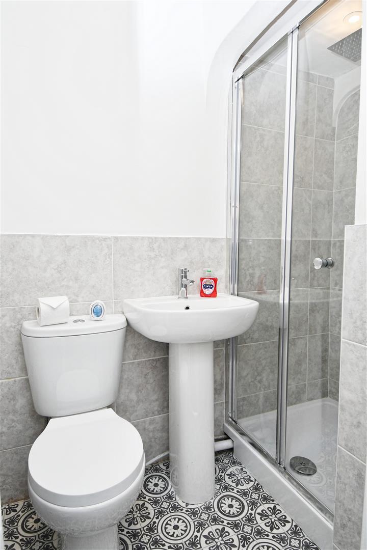 1 bed house share to rent in Prince Street, Burnley 5