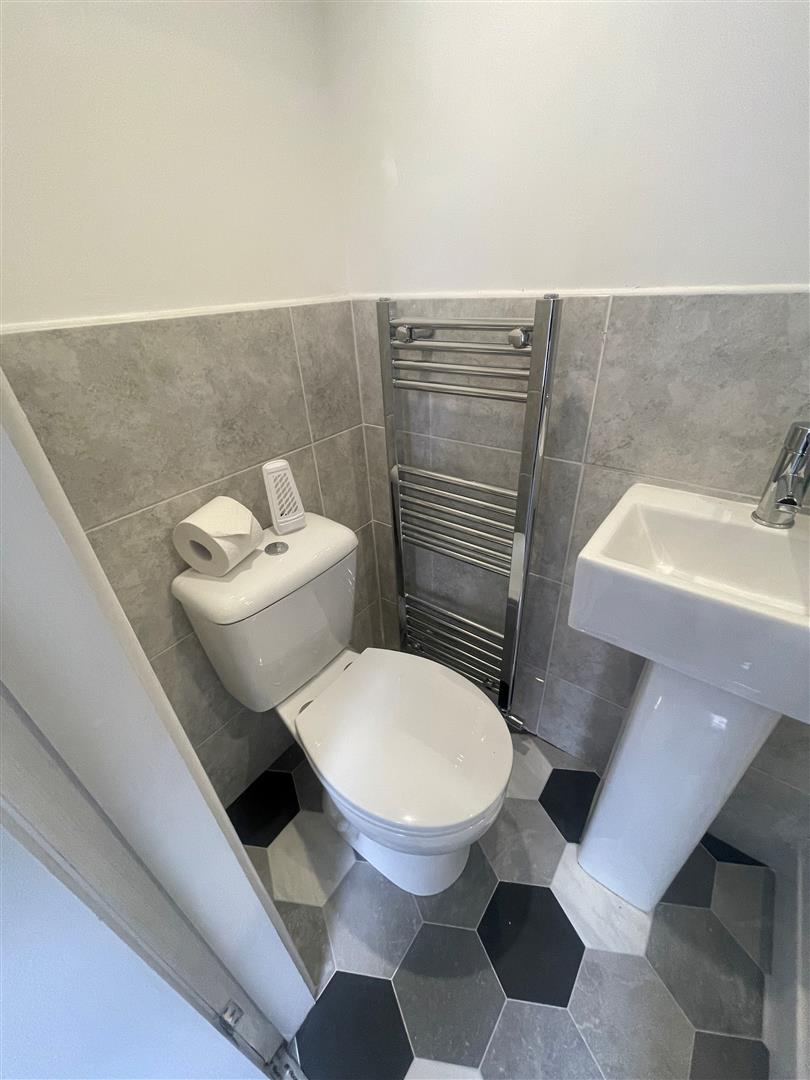 1 bed house share to rent in Kenmure Place, Preston 3