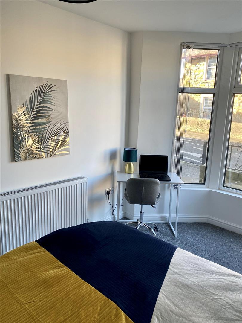 1 bed house share to rent in Albion Street, Burnley 3