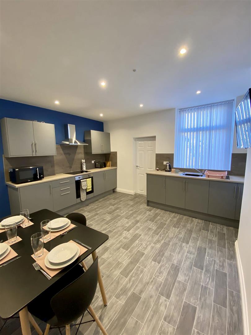 1 bed house share to rent in Burnley Road, Colne  - Property Image 5