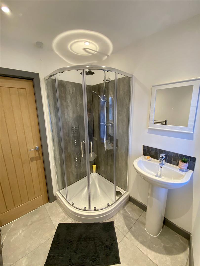 1 bed house share to rent in Woodbine Road, Burnley  - Property Image 7