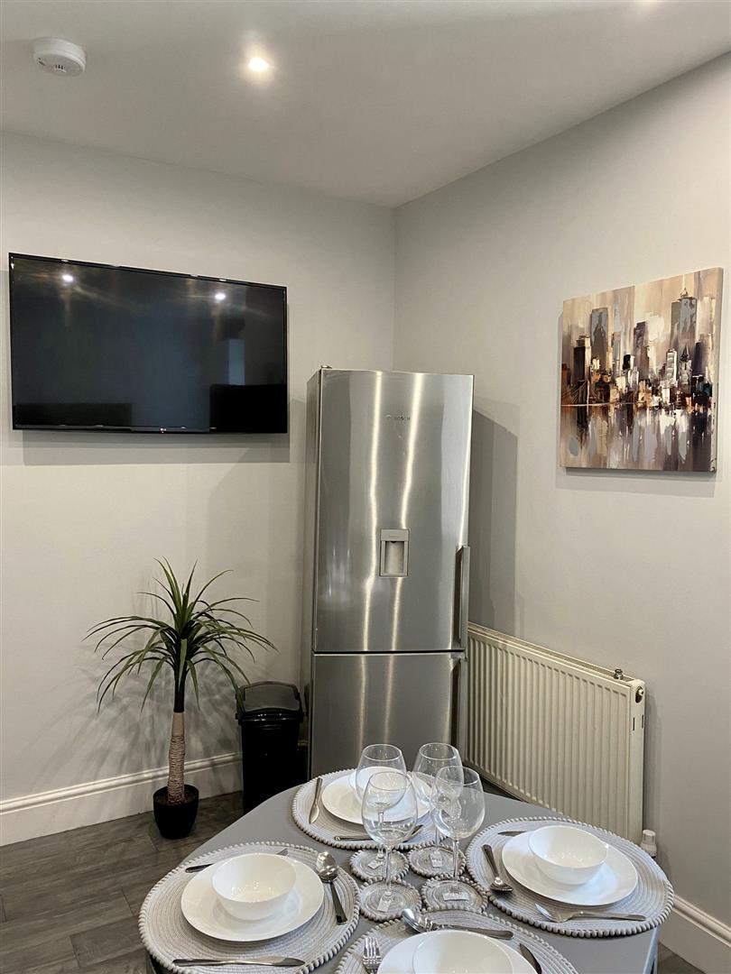 1 bed house share to rent in Coal Clough Lane, Burnley 7