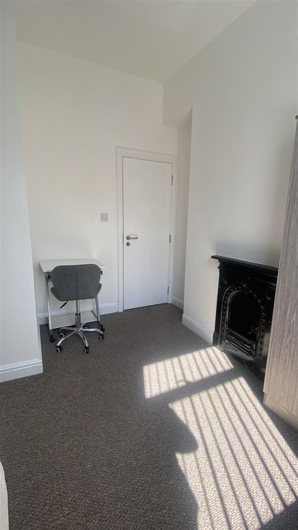 1 bed house share to rent in Berry Street, Burnley  - Property Image 9