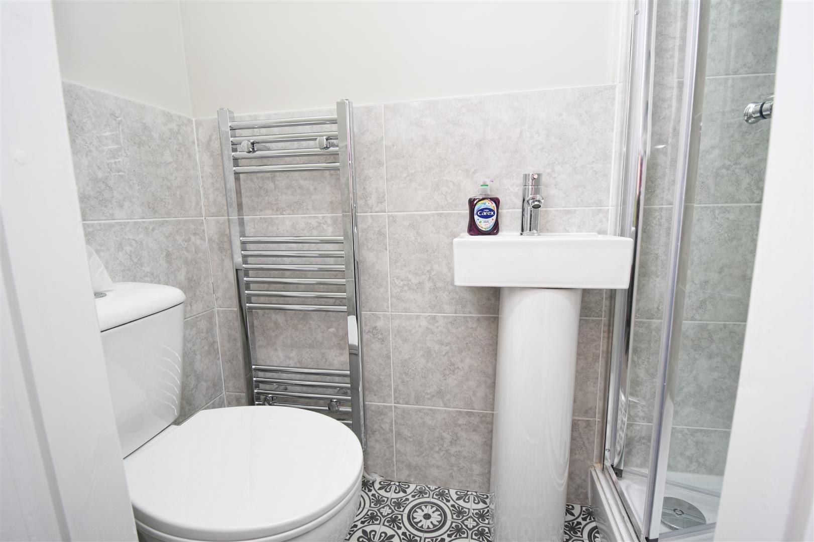 1 bed house share to rent in Berry Street, Burnley 6