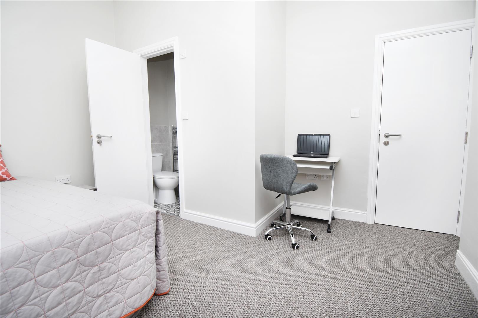 1 bed house share to rent in Berry Street, Burnley  - Property Image 3