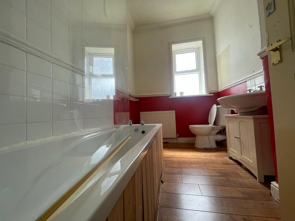 2 bed terraced house for sale in Lindsay Street, Burnley  - Property Image 8
