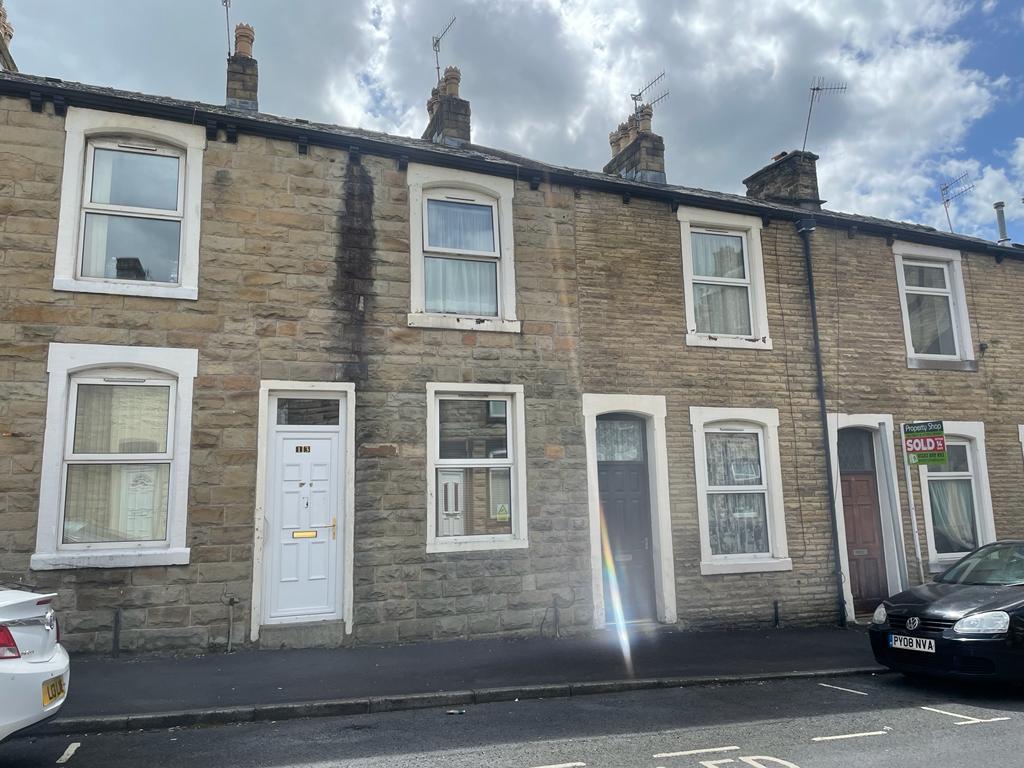 2 bed terraced house for sale in Lindsay Street, Burnley  - Property Image 4