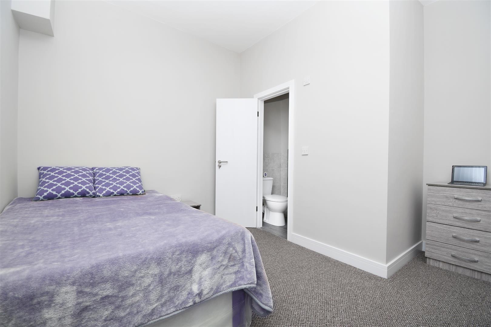 1 bed house share to rent in Dall Street, Burnley  - Property Image 1