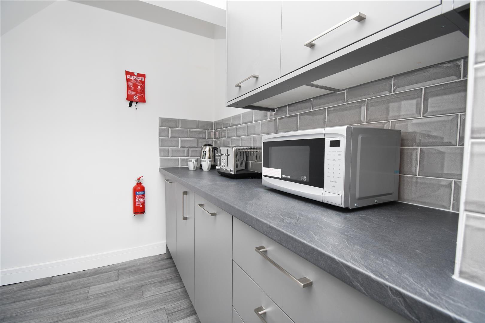 1 bed house share to rent in Berry Street, Burnley  - Property Image 11