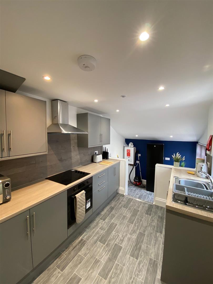 1 bed house to rent in Coal Clough Lane, Burnley  - Property Image 12