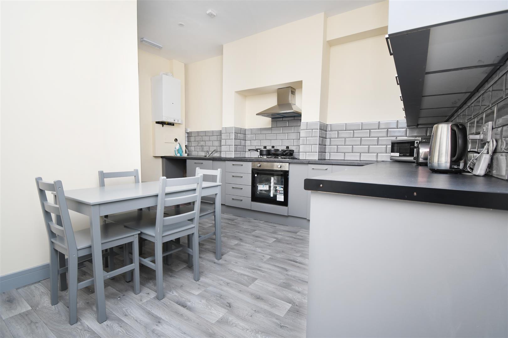 1 bed house share to rent in Renshaw Street, Burnley  - Property Image 3