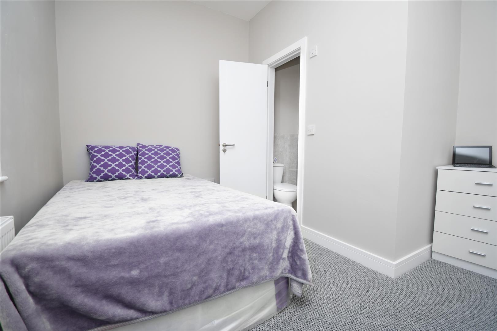 1 bed house share to rent in Ulster Street, Burnley  - Property Image 8