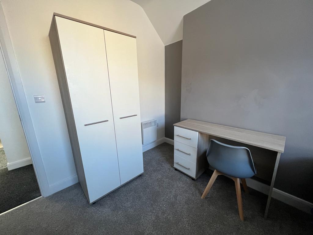 1 bed house share to rent in Church Street, Burnley  - Property Image 12