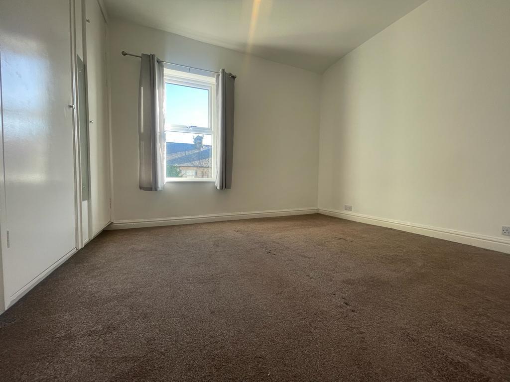 3 bed terraced house to rent in Burnley Road, Burnley  - Property Image 8