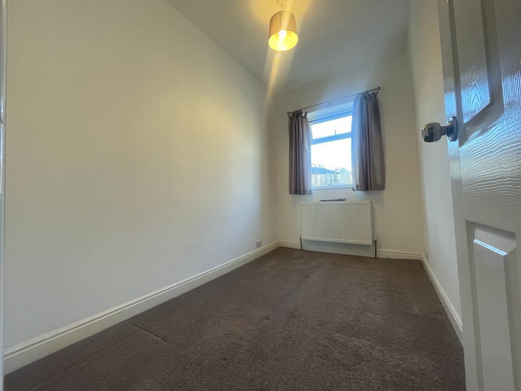 3 bed terraced house to rent in Burnley Road, Burnley  - Property Image 11