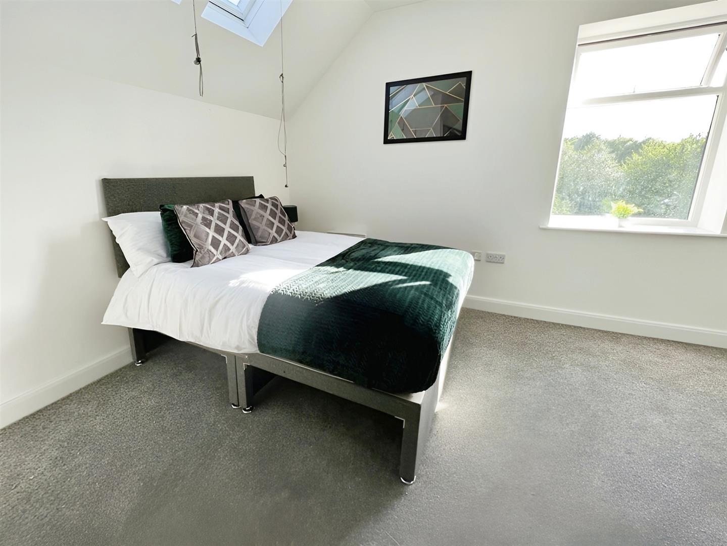 1 bed house share to rent in Church Street, Burnley - Property Image 1