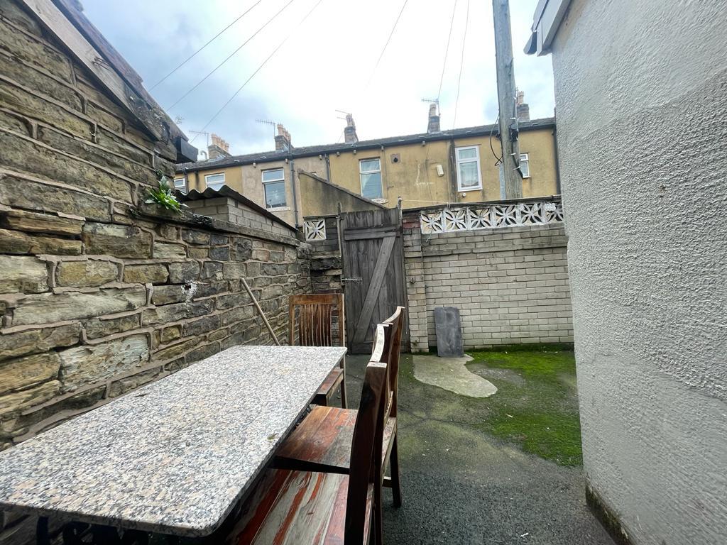 2 bed terraced house for sale in Albert Street, Burnley  - Property Image 11