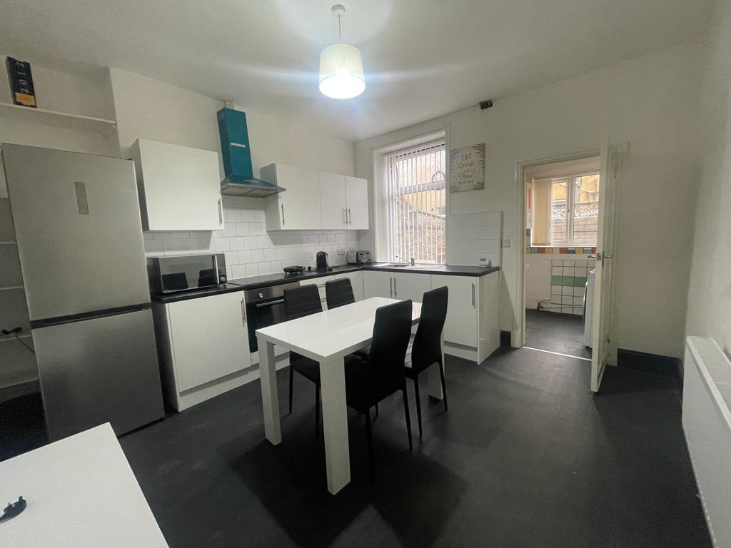 2 bed terraced house for sale in Albert Street, Burnley  - Property Image 2