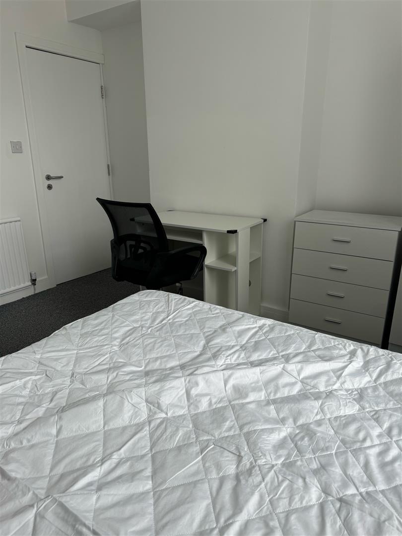 1 bed house share to rent in Fir Street, Burnley  - Property Image 12