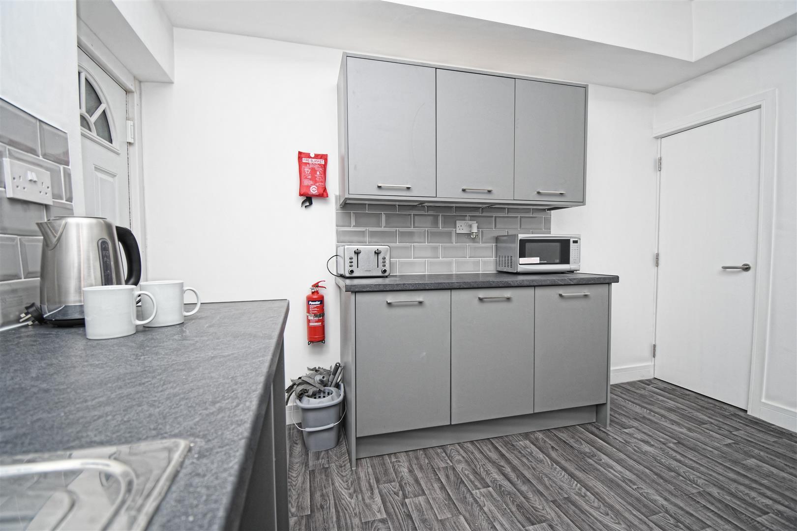 1 bed house share to rent in Fir Street, Burnley  - Property Image 5