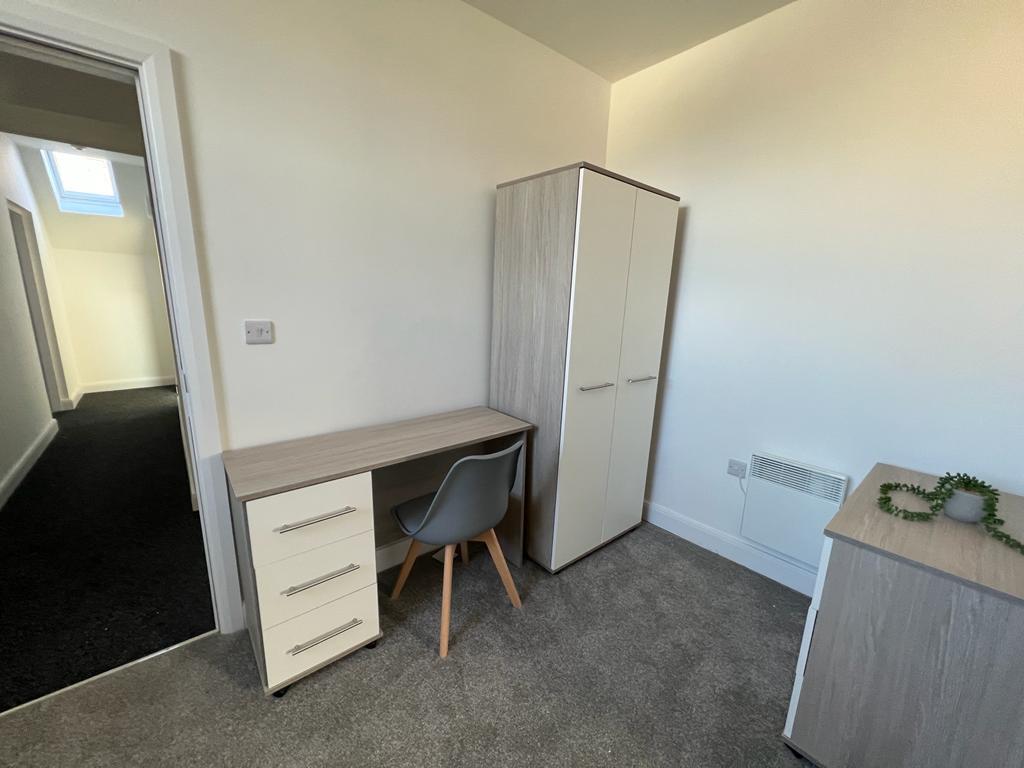 1 bed house share to rent in Church Street, Burnley  - Property Image 33