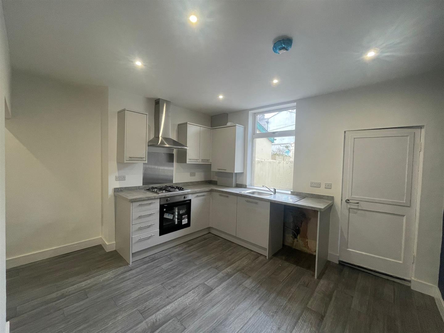 2 bed house to rent in Manor Street, Accrington  - Property Image 4
