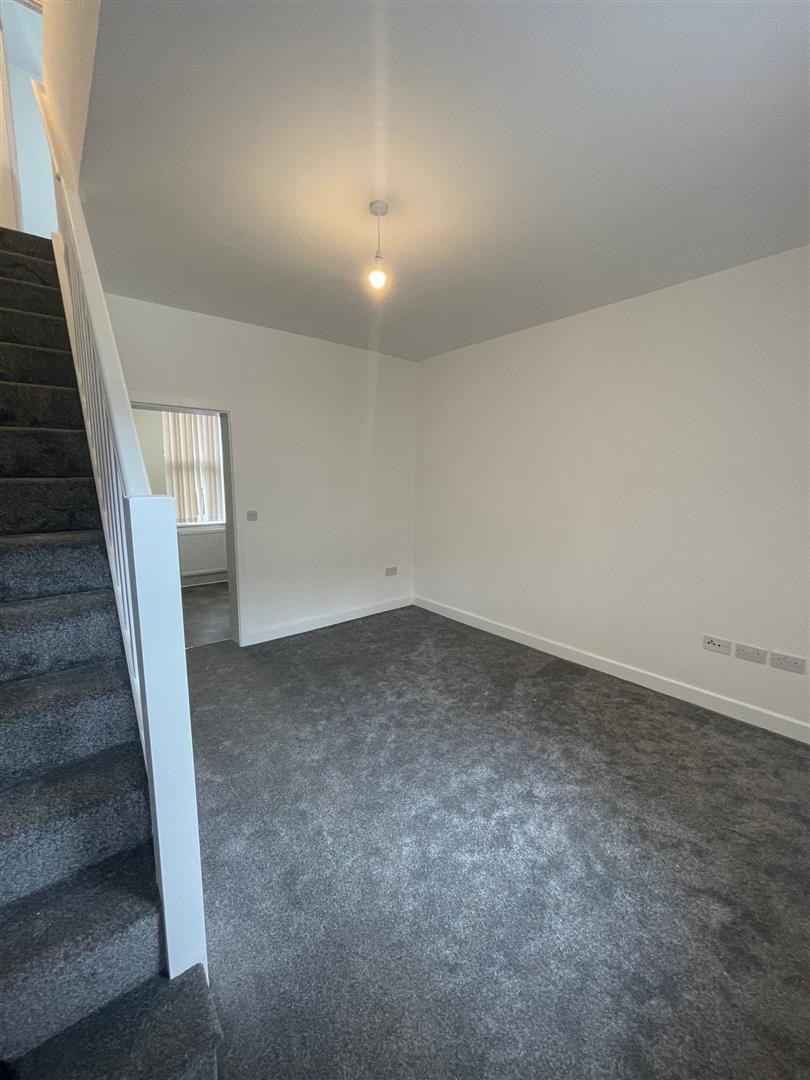 2 bed terraced house to rent in Grange Street, Burnley - Property Image 1