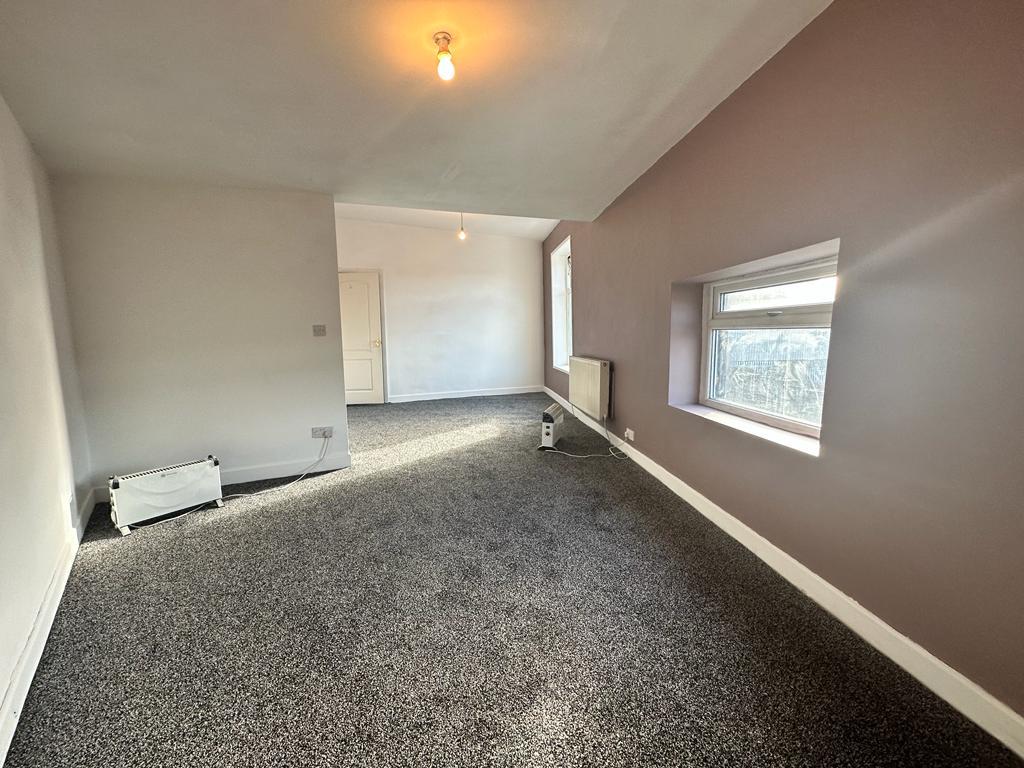 4 bed end of terrace house for sale in Stockbridge Road, Burnley  - Property Image 6