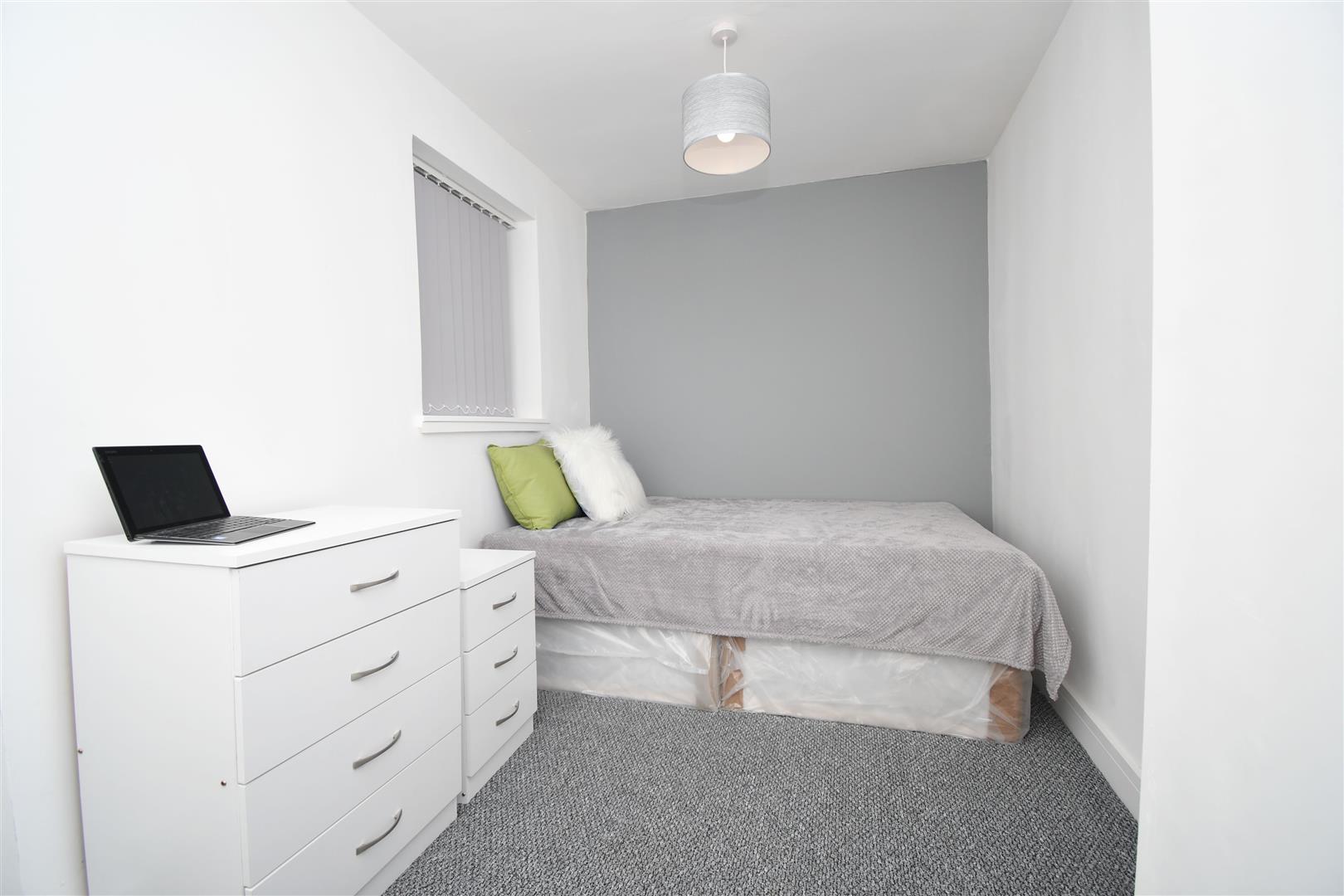 1 bed house share to rent in Queensberry Road, Burnley  - Property Image 1
