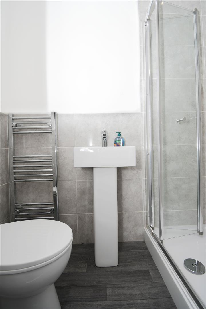 1 bed house share to rent in Queensberry Road, Burnley 11