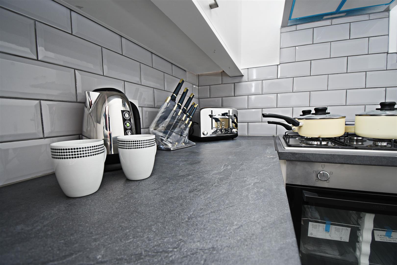 1 bed house share to rent in Queensberry Road, Burnley 6