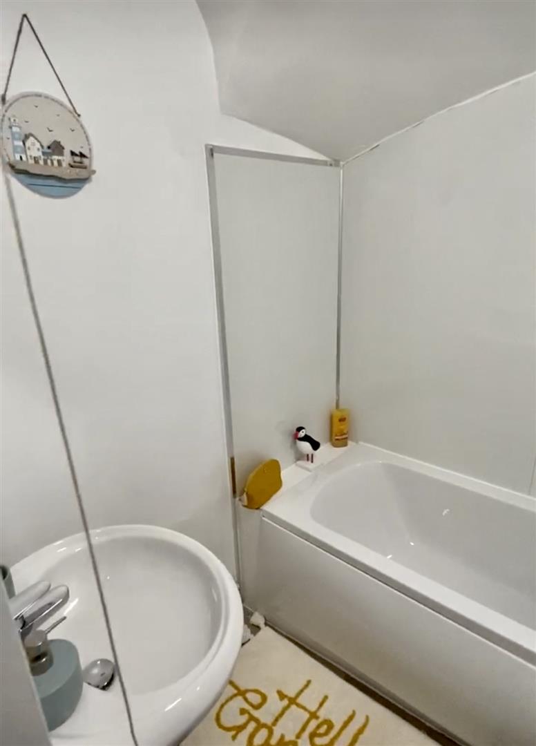 1 bed house share to rent in Ulster Street, Burnley  - Property Image 10