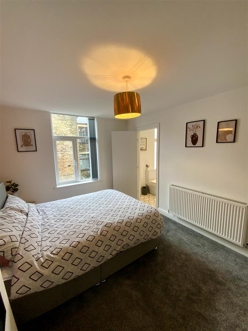 1 bed house share to rent in Herbert Street, Burnley 2