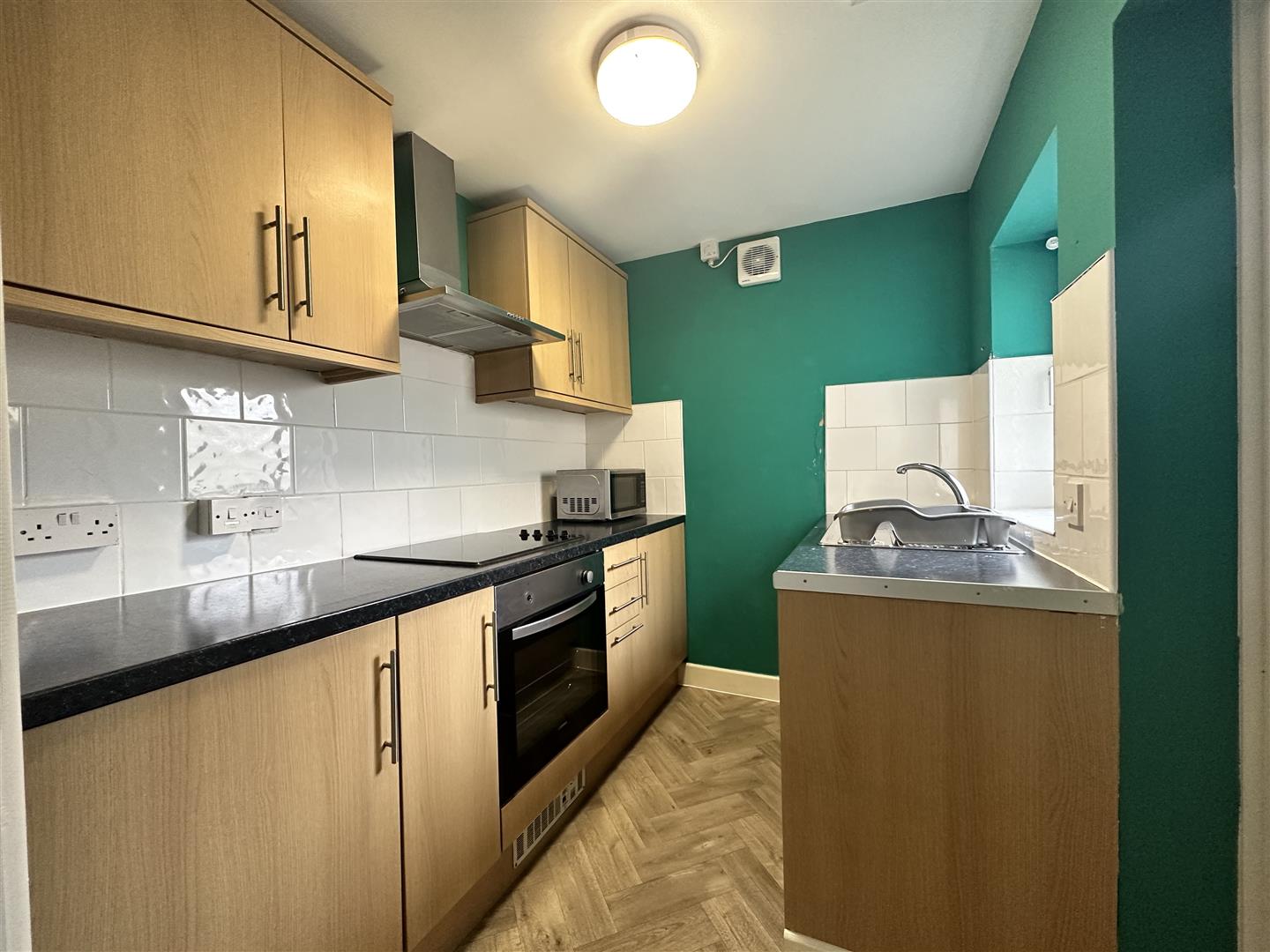 2 bed terraced house for sale in Prestwich Street, Burnley  - Property Image 5