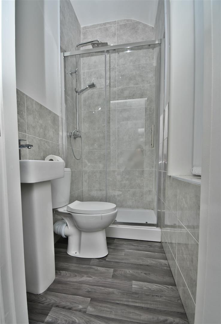 4 bed terraced house for sale in Albert Street, Burnley  - Property Image 3