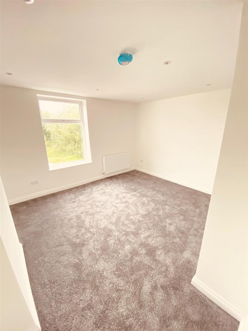 2 bed house to rent in York Street, Accrington  - Property Image 9