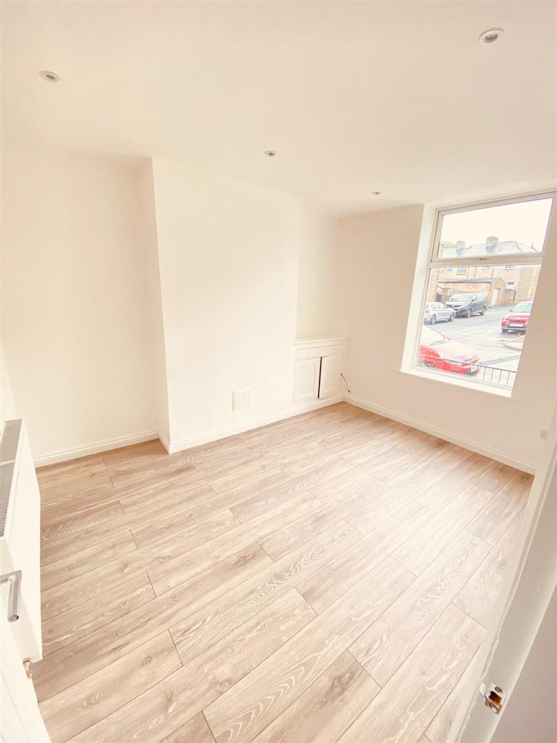 2 bed house to rent in York Street, Accrington  - Property Image 4