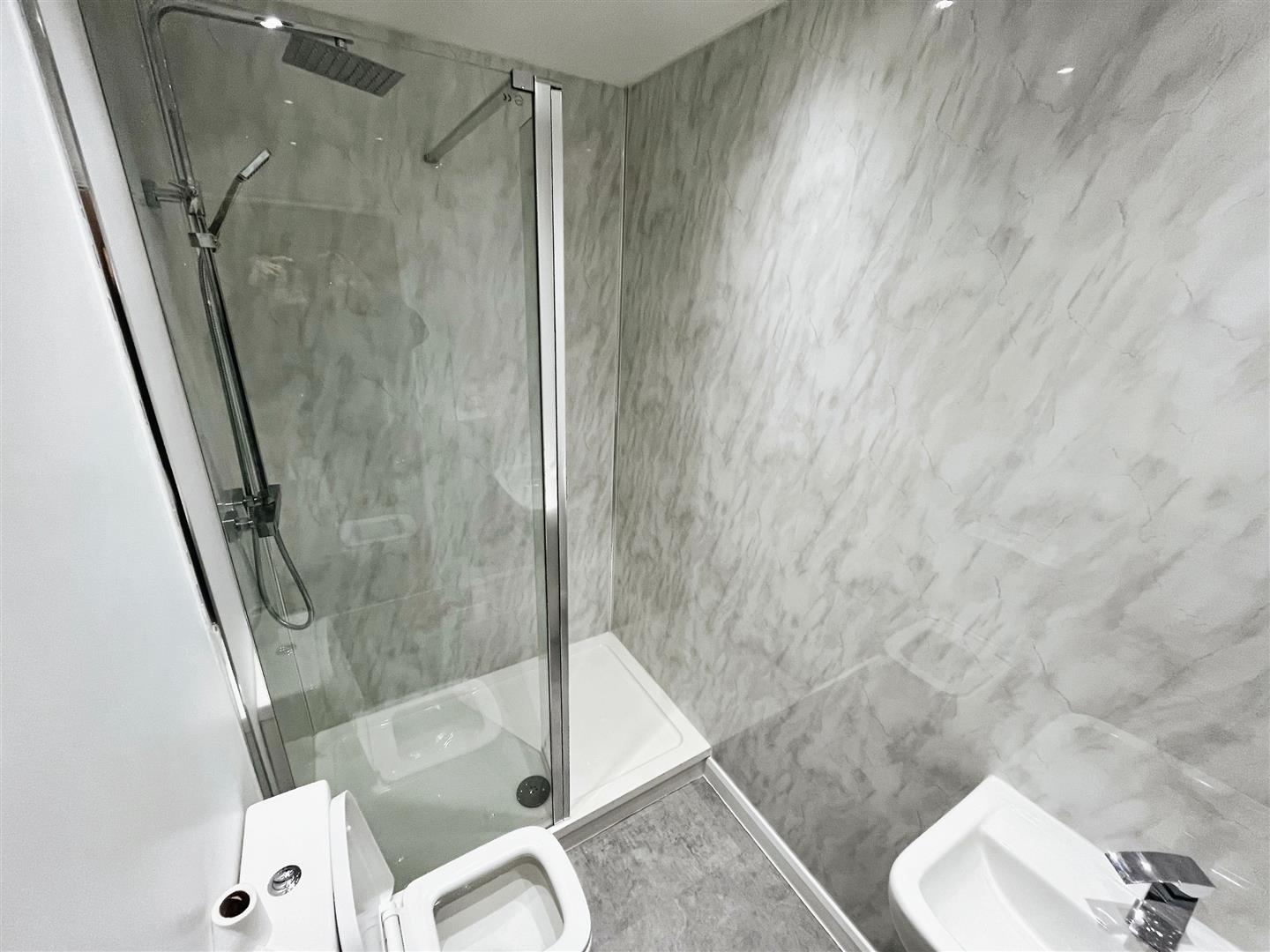 2 bed house to rent in Grange Street, Burnley  - Property Image 3